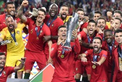 C罗追平纪录，哈兰德五球盛宴开启新“梅罗时代